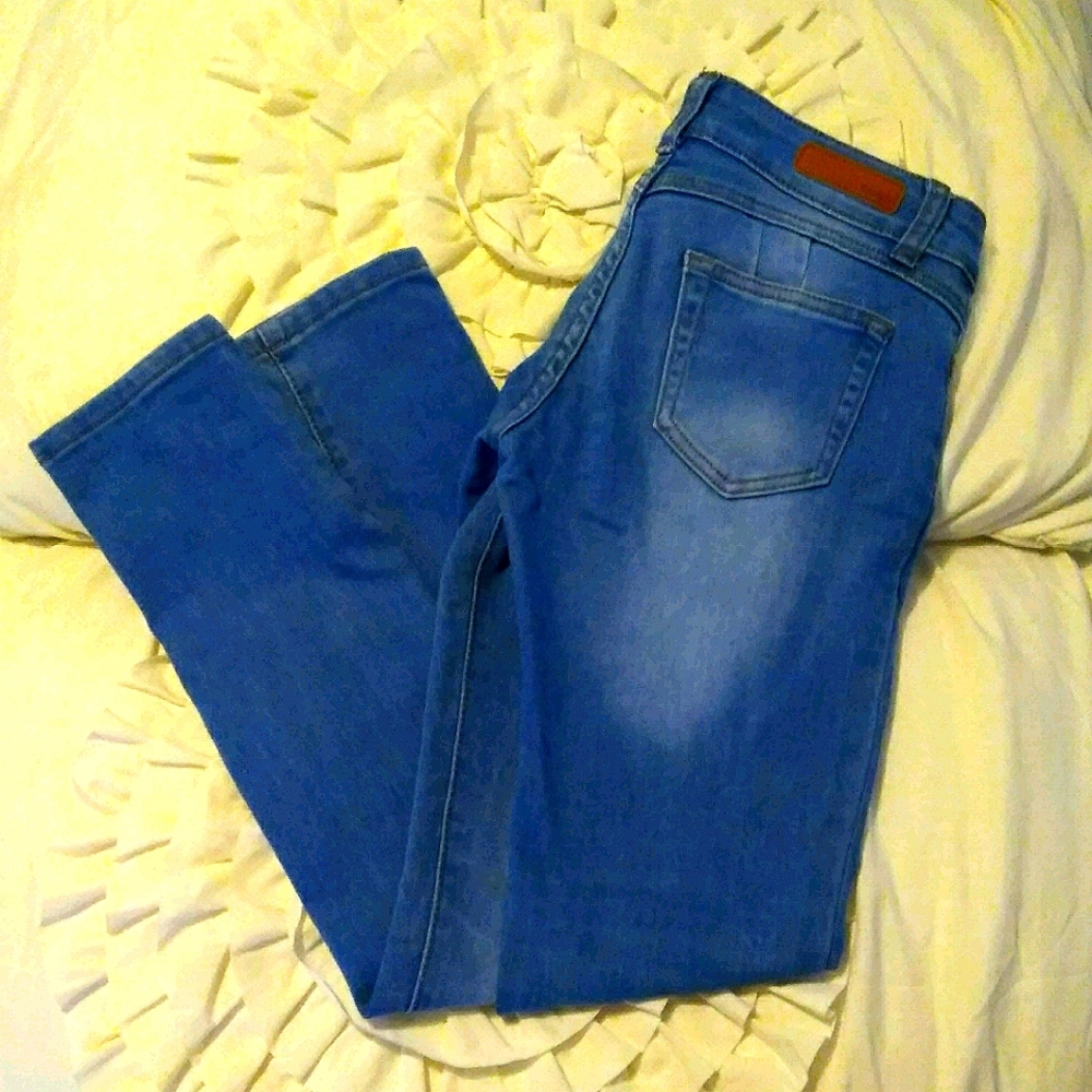 Like New Whitewashed Blue Jeans